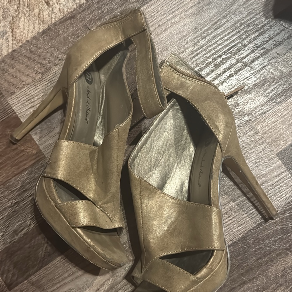 Elegant Gold High Heels